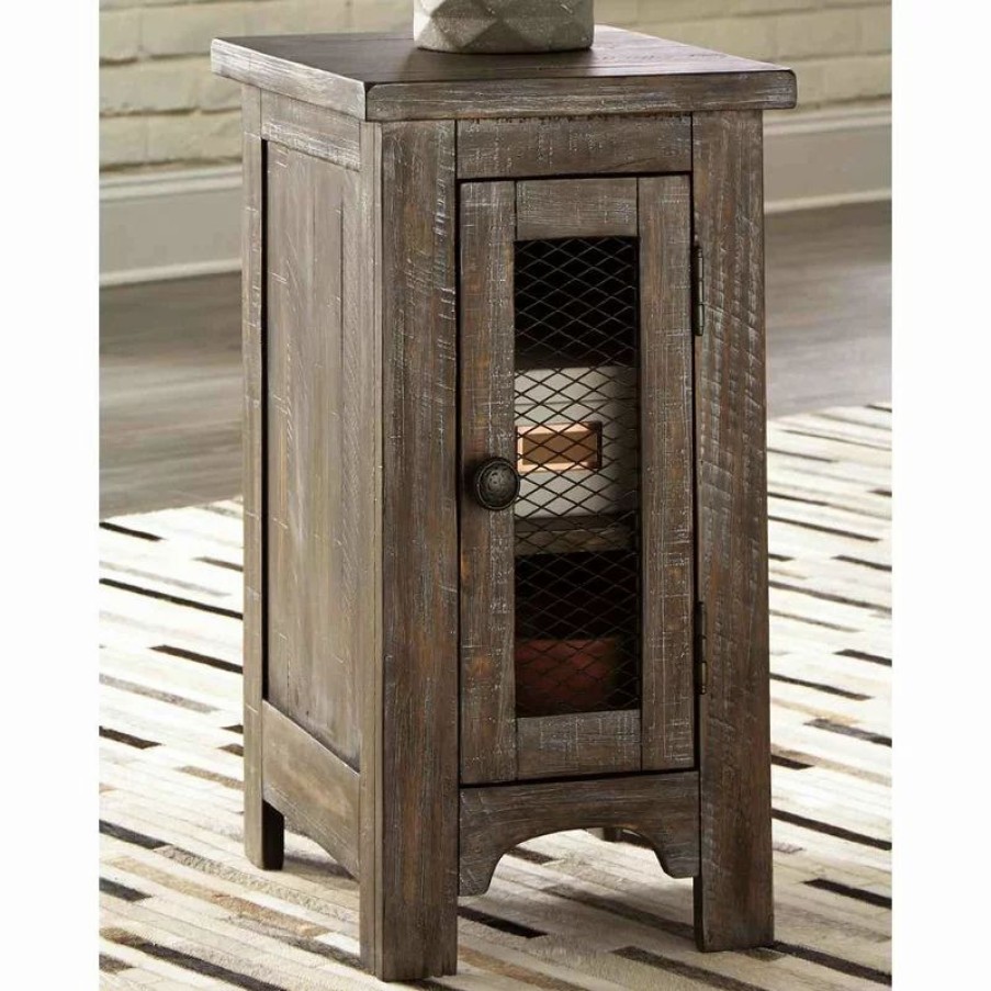 Coffee & Accent Tables * | Signature Design Of Ashley Danell Ridge Chairside End Table