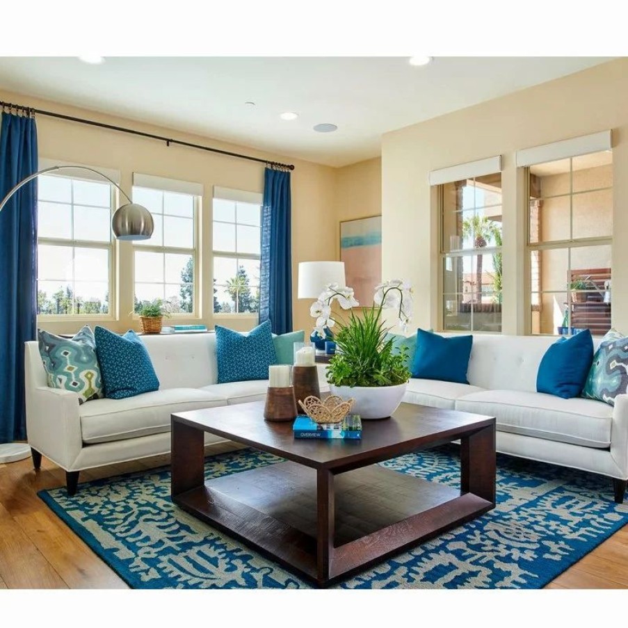 Coffee & Accent Tables * | Mandalay Home Furnishings, Inc. Bellagio Small Cocktail Table, Textured Coffee