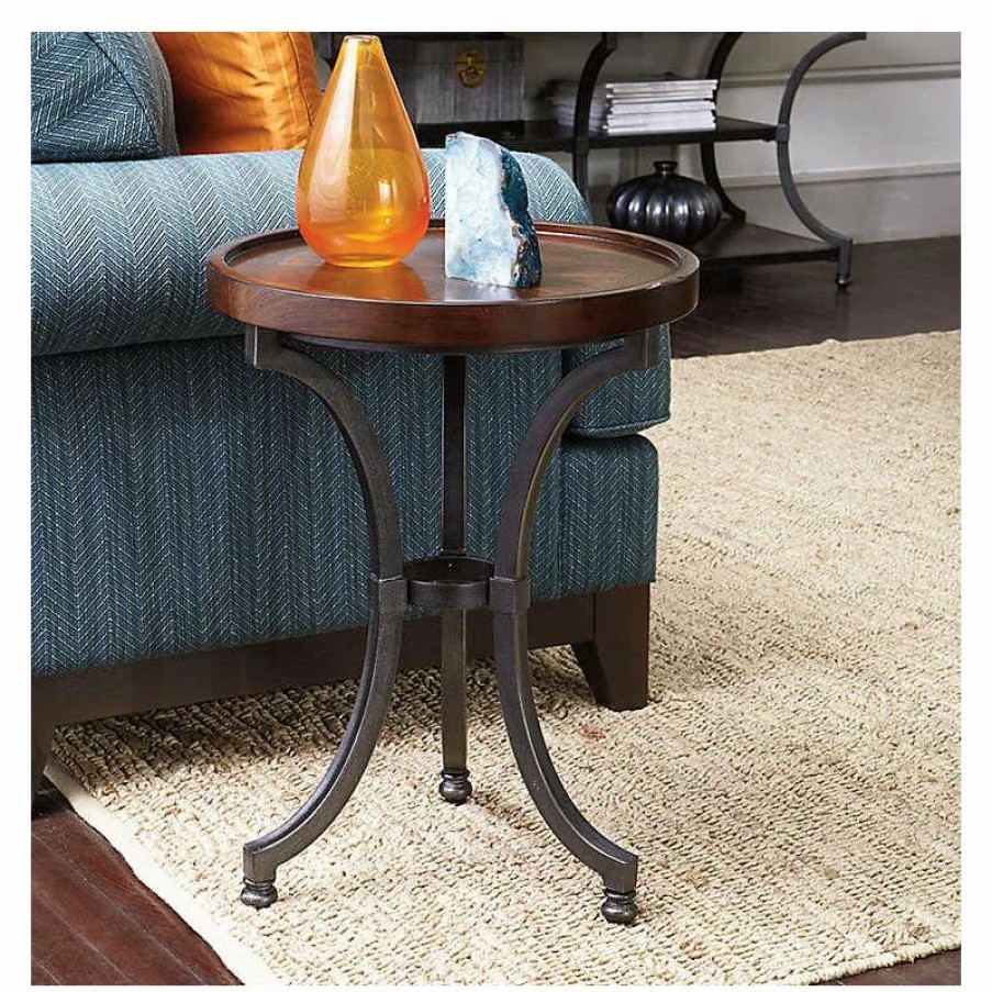 Coffee & Accent Tables * | Hammary Furniture Barrow Round Chairside Table By Hammary, Rich Amber